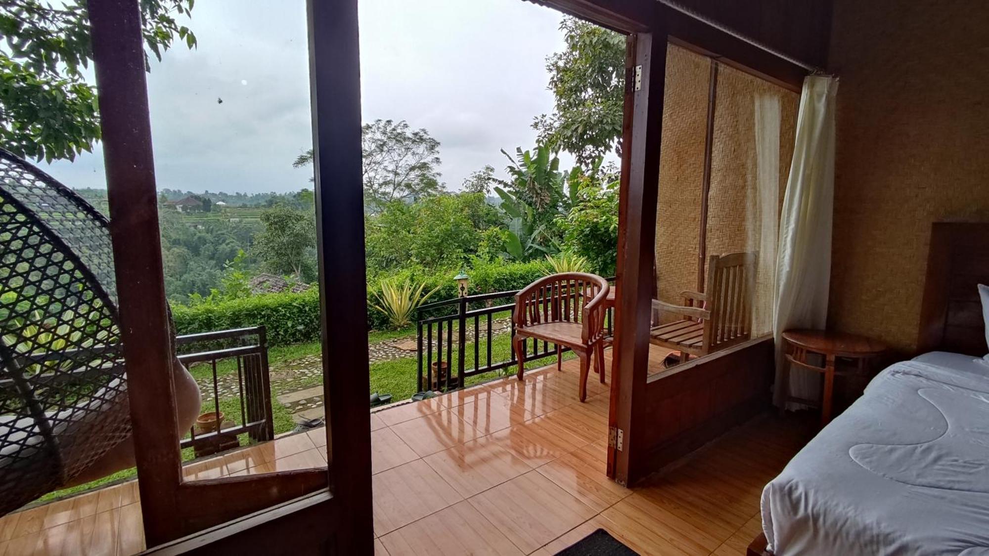 Villa Gajah Mas Bedugul by ecommerceloka Baturiti Eksteriør billede