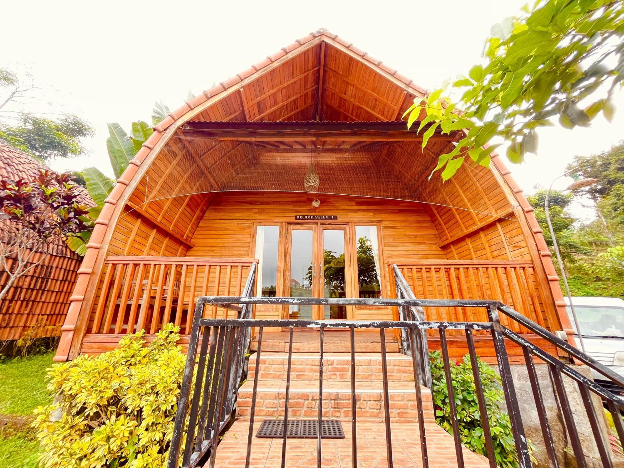 Villa Gajah Mas Bedugul by ecommerceloka Baturiti Eksteriør billede